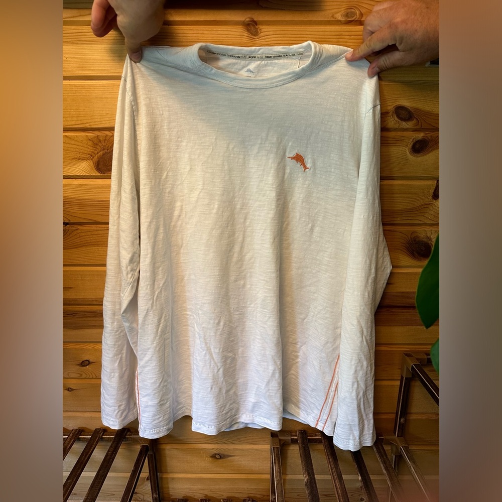 Relaxed fit Tommy Bahama long sleeve shirt